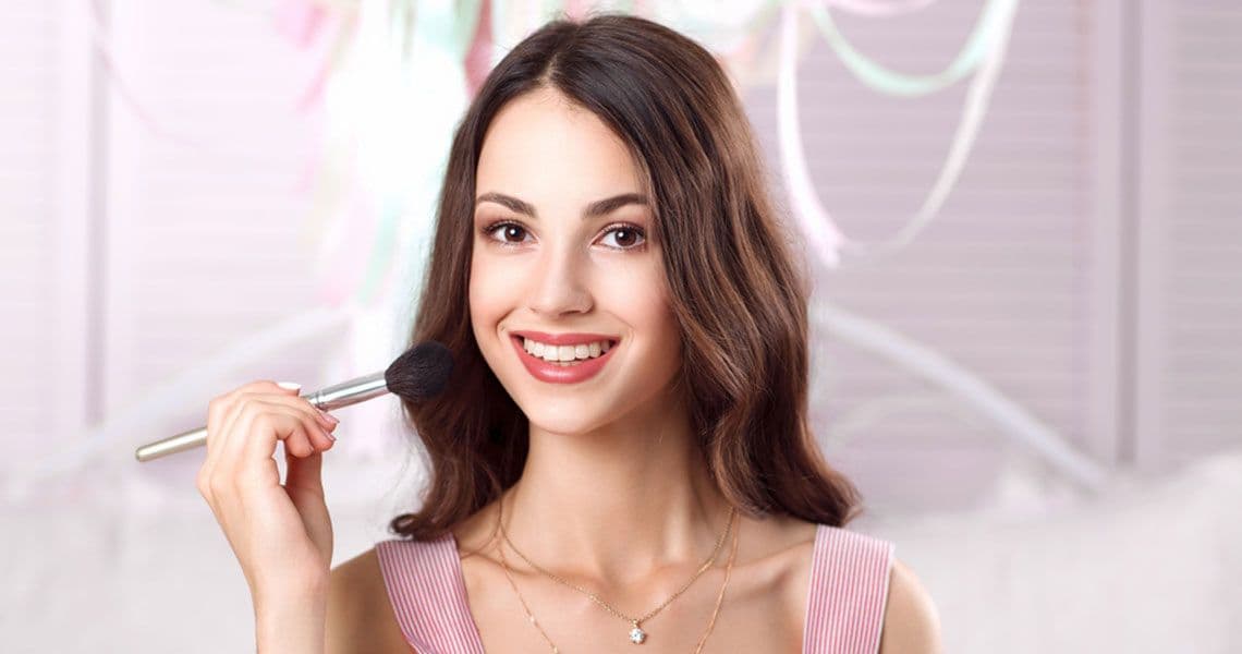 Tampil Cantik dengan Riasan yang Sesuai Bentuk Wajah