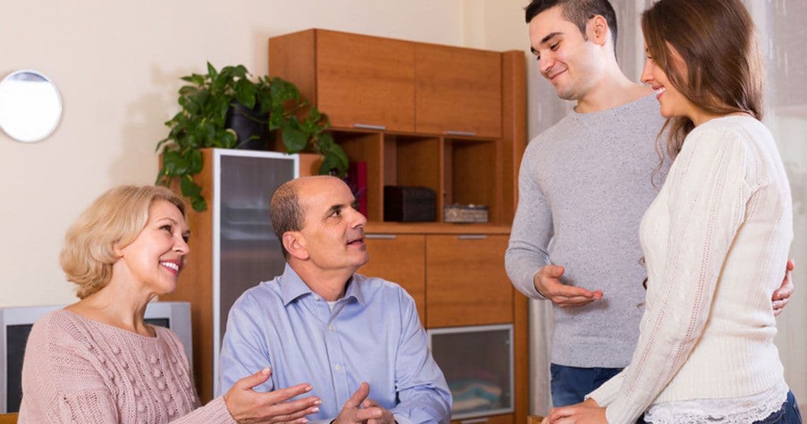 Perhatikan 6 Hal Ini Sebelum Bertemu dengan Keluarganya