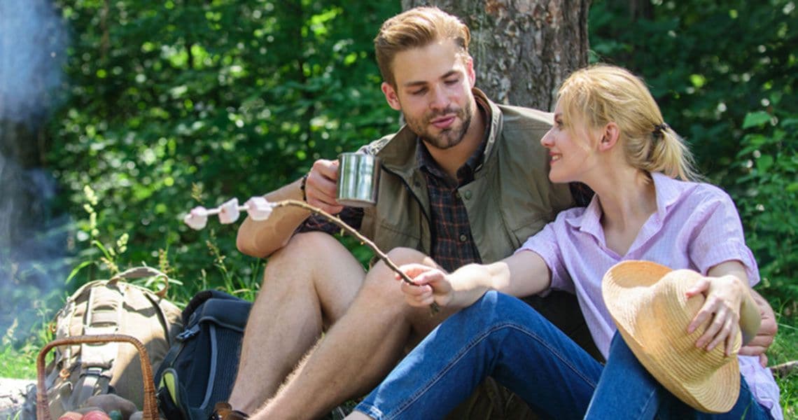 Ide Kegiatan Seru saat Berkemah Berdua